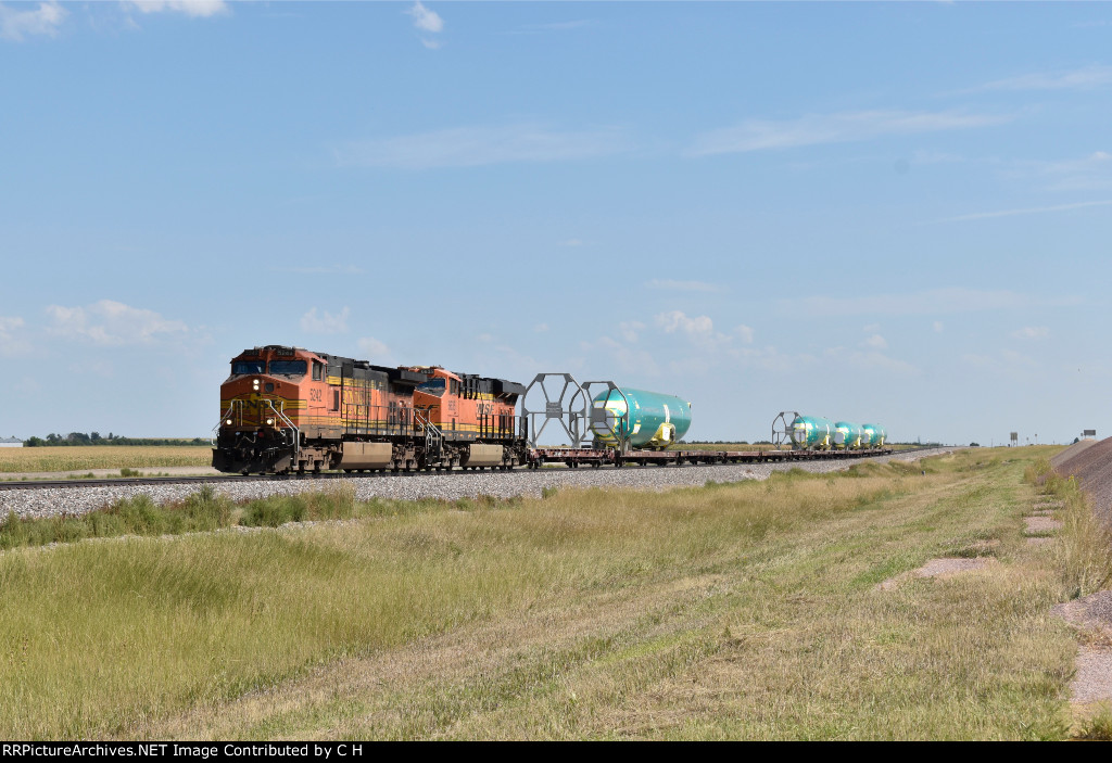 BNSF 5242/6635